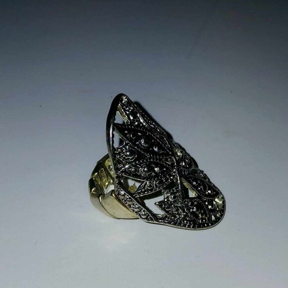 Bundle of 3 silver tone statement costume stretch rings, EUC - Picture 2 of 7